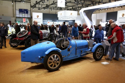 Techno Clssica 2016: Bugatti T 35 auf dem Stand der VW-Erlebniswelt Autostadt.