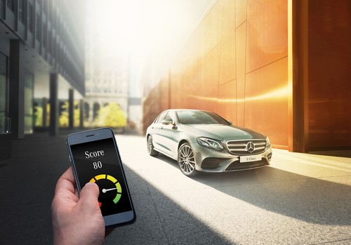Telematikautoversicherung „InScore“ von Mercedes-Benz.