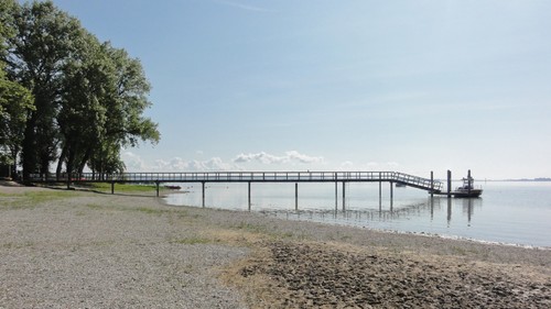 Testverlierer:  &quot;Mangelhaft&quot; - die Messstelle am Strandbad Horn in Gaienhofen am Bodensee fiel im ADAC Test 201EKinder an deutschen Badeseen 2012201C durch.