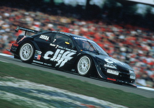 Tourenwagen-Weltmeisterauto 1996: Opel Calibra Cliff.