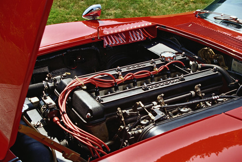 Toyota 2000 GT (1967–1970).