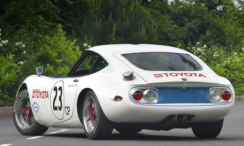 Toyota 2000 GT Shelby (1968).