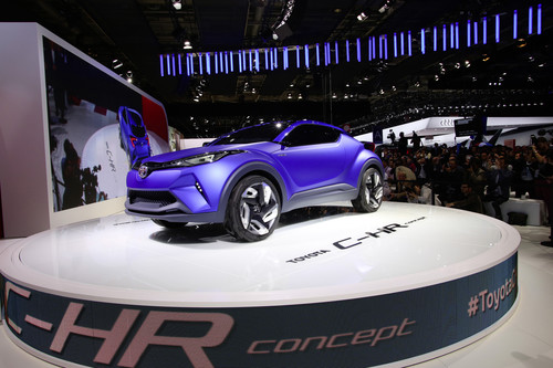 Toyota C-HR Concept.