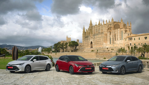 Toyota Corolla: Touring Sport, Limousine und Hatchback (von links).