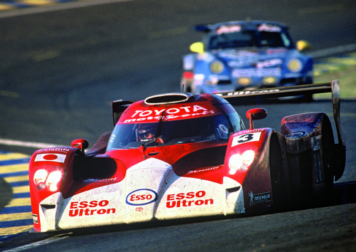 Toyota GT-One TS020 (1999).