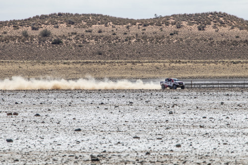 Toyota Hilux im Rallye-Raid-Trimm.