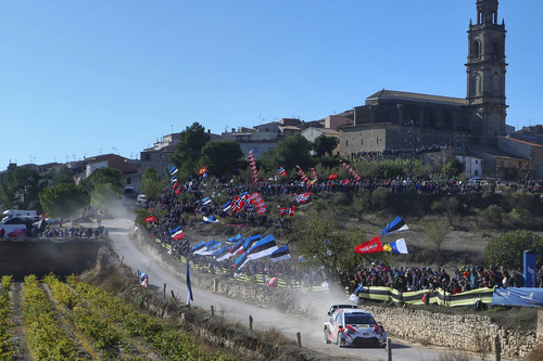 Toyota Yaris WRC von Ott Tänak und Martin Järveoja bei der Raylle Spanien.