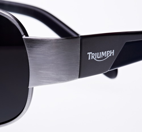 Triumph-Sonnenbrillen.