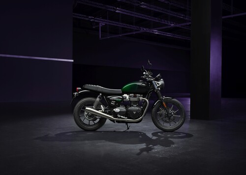 Triumph Speed Twin 900 „Green Stealth Edition“.