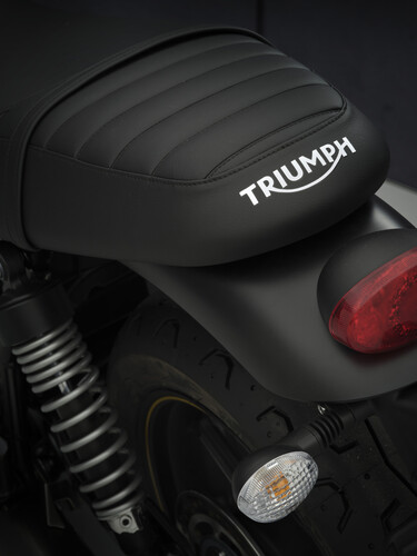 Triumph Street Twin Gold Line Limited Edition.
