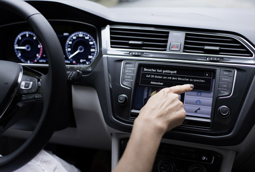 Volkswagen App-Connect mit „Door-Bird-App&quot;.