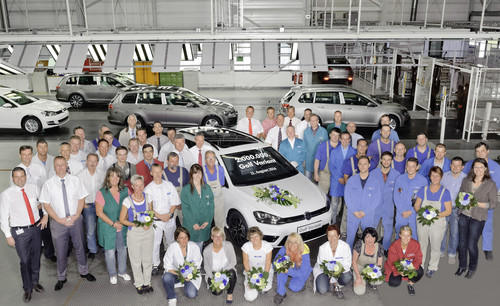 Volkswagen baut zwei Millionen Golf Variant.
