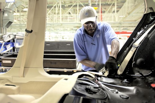 Volkswagen eröffnet sein US-Werk in Chattanooga.