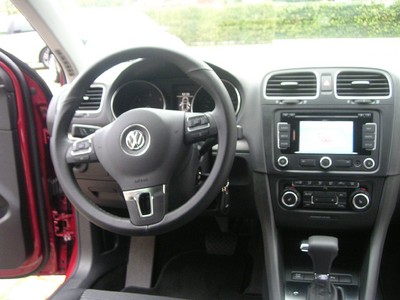 Volkswagen Golf Variant.