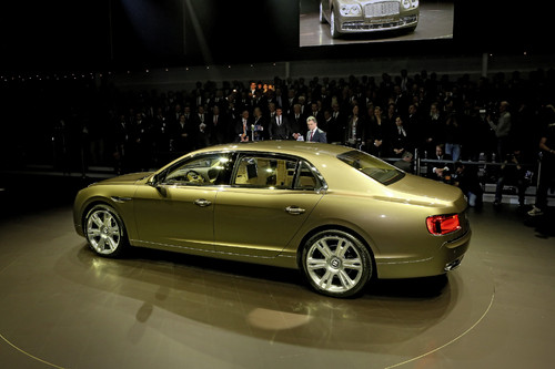 Volkswagen Konzernabend Genf 2013: Bentley Flying Spur.