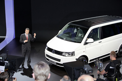 Volkswagen, &quot;L&#039;Esprit des Marques&quot;, Genf 2011 - Volkswagen Multivan.