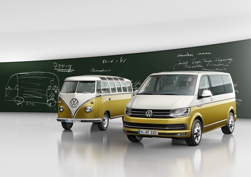 Volkswagen Multivan „70 Jahre Bulli“ und VW Bus der ersten Generation.
