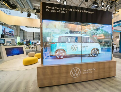 Volkswagen Nutzfahrzeuge zeigt beim ITS Weltkongress in Halle 5 der Hamburger Messe die verschiedenen Einsatz-Szenarien des autonomen Robo-Shuttles ID Buzz AD.