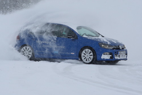 Volkswagen testet am Polarkreis ein neu entwickeltes ESP.
