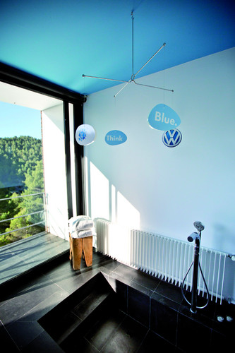 Volkswagen Umwelt-Idee 201EThink Blue.201D macht Urlaub in Spanien.