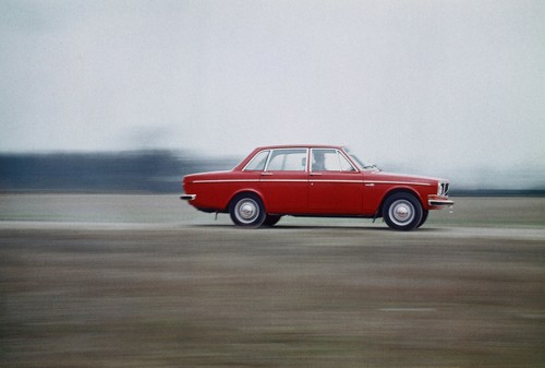 Volvo 144 von 1971.