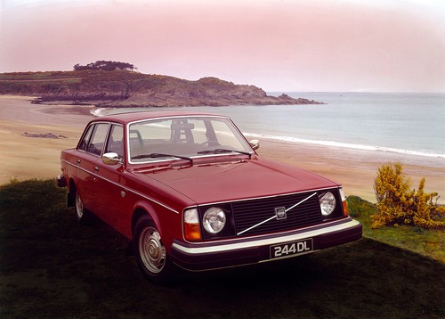 Volvo 244 DL (1977).
