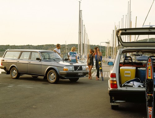 Volvo 245 (1983).