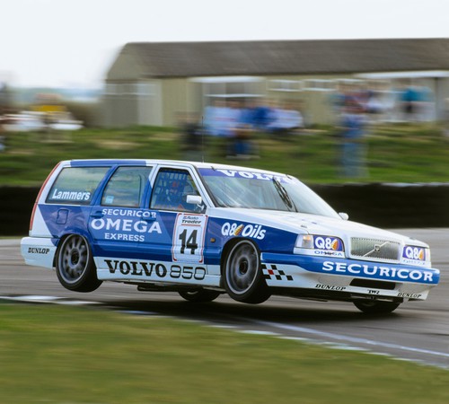 Volvo 850 Racing.