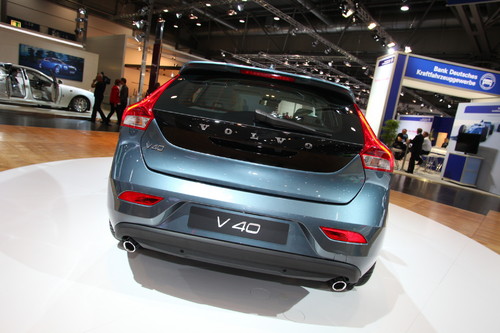 Volvo V40.