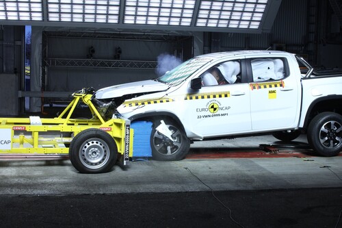 VW Amarok im Euro-NCAP-Crashtest.