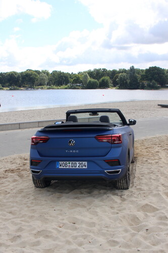 VW T-Roc Cabriolet R-Line, Sondermodell „Edition Blue“.