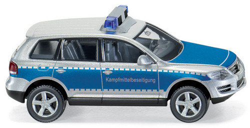 VW Touareg als Einsatzfahrzeug der niedersächsischen Kampfmittelbeseitigung von Wiking.