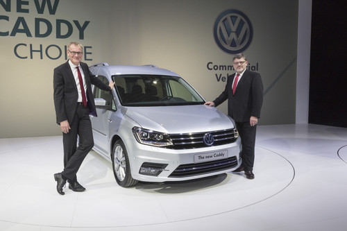 VWN-Vorstandsvorsitzender Dr. Eckhard Scholz und Entwicklungsvorstand Hans-Joachim Rothenpieler bei der Präsentation des Volkswagen Caddy in Polen.