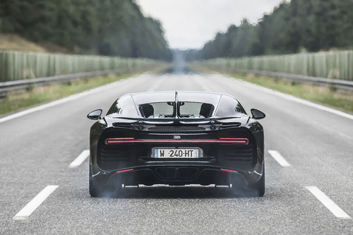Weltrekord: Ein Bugatti Chiron ist in 42 Sekunden von null auf 400 km/h und wieder zum Stillstand gekommen.