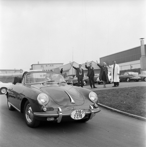 Werksabholung bei Porsche 1962: Porsche 356 B.