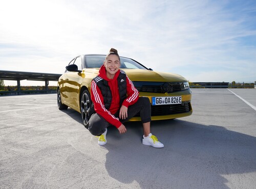 Wirbt für den Opel Astra: Sprint-Europameisterin Gina Lückenkemper.