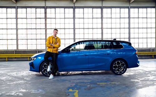 Wirbt für den Opel Astra: Zehnkämpfer Niklas Kaul.