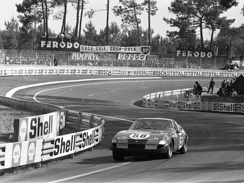 Wird in Le Mans im Rahmen der 100-Jahr-Feier des Rennens versteigert: 1969er Ferrari 365 GTB/4 Daytona Competizione (Schätzwert: ca. fünf Millionen Euro).