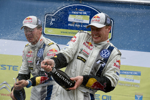 WRC-Lauf in Finnlad: Lari-Matti Latvala, Sébastian Ogier (rechts).