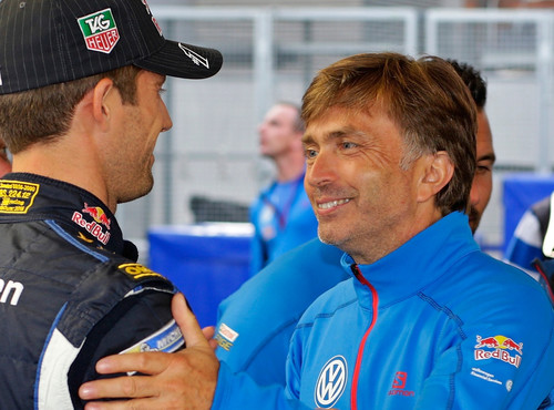 WRC - Rallyesport ist Mannschaftssport: Jost Capito mit Sébestien Ogier.