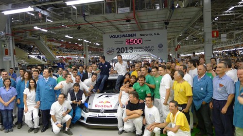 WRC-Weltmeister besuchen VW-Werk in Pamplona.