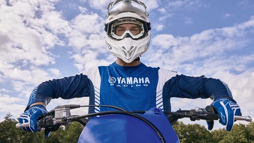 Yamaha-Kollektion 2024: MX-Bekleidung.