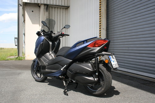 Yamaha X-Max 300.