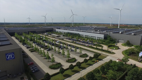 ZF setzt bei seinem Weg in die Klimaneutralität auch auf Windkraftanlagen mit konzerneigener Antriebstechnologie. So soll am Hauptsitz des Geschäftsfelds Windkraft-Antriebstechnik im belgischen Lommel eine Anlage entstehen.