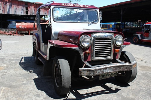 Zu Besuch im Jeepney-Land: Ein neuer Jeepney im Frühstadium.