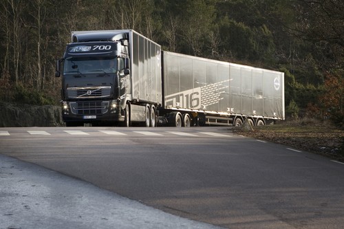 Zur CO2-Reduzierung kommen bei Volvo auch besonders lange und modulare Lastwagenzüge zum Einsatz.