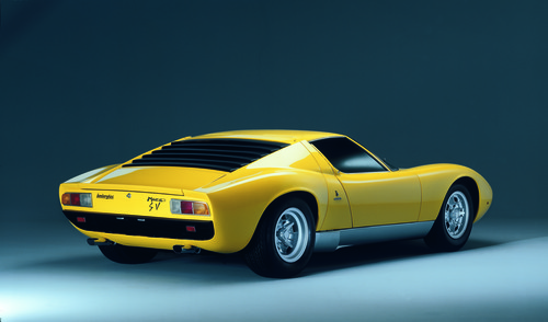 Lamborghini Miura (1966 - 1972).