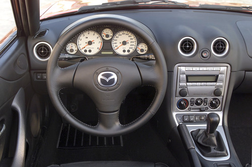 Mazda MX-5 (1998 - 2005).