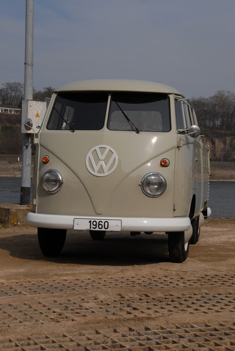 VW Bus Doppelkabine (1960).