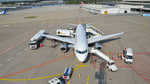 Abfertigung einer Germanwings-Maschine auf dem Flughafen Köln/Bonn, dem Sitz des Unternehmens.